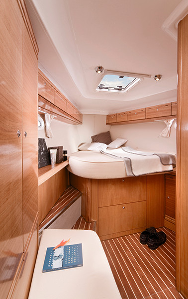 Bavaria 40 Cruiser — photo 7