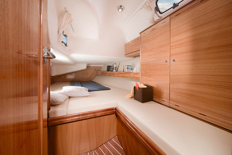 Bavaria 40 Cruiser — photo 8
