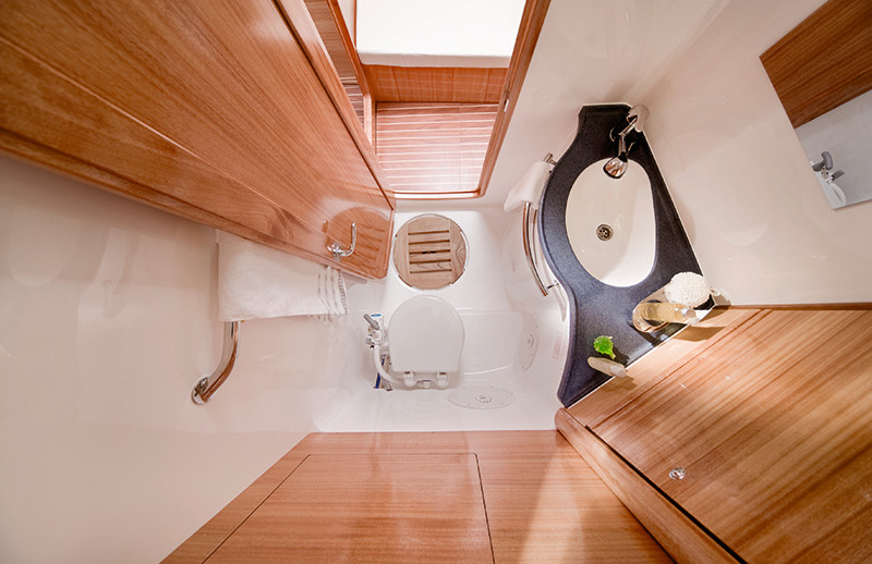 Bavaria 40 Cruiser — photo 9