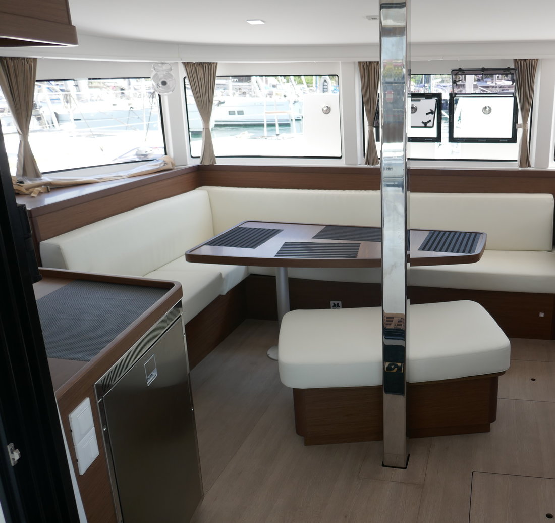 Lagoon 42 - 4 + 2 cab. — photo 10