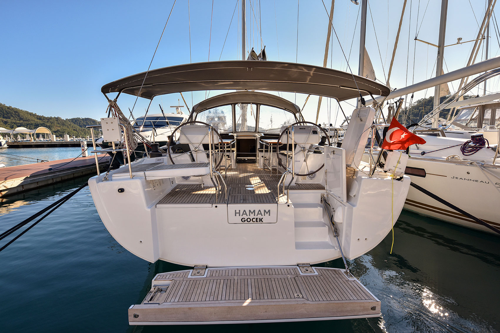 Hanse 508 - 5 + 1 cab. — photo 1