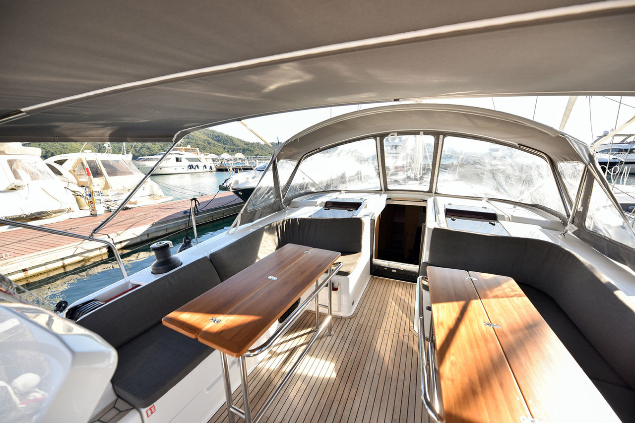 Hanse 508 - 5 + 1 cab. — photo 3