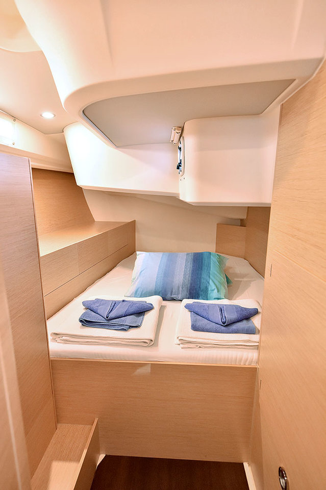 Hanse 508 - 5 + 1 cab. — photo 8