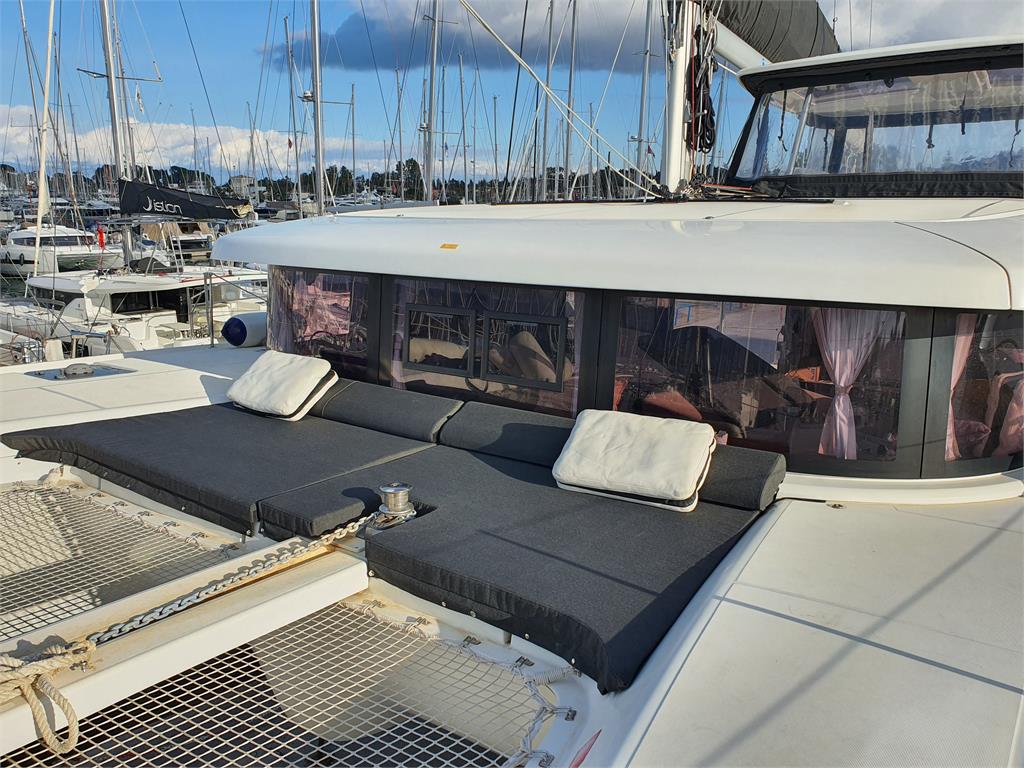 Lagoon 42 - 4 + 2 cab. — photo 7