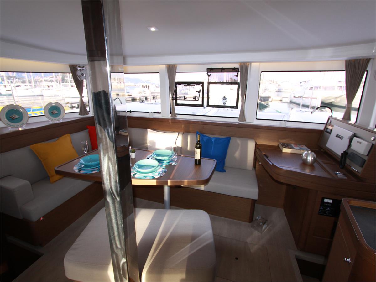 Lagoon 42 - 4 + 2 cab. — photo 17