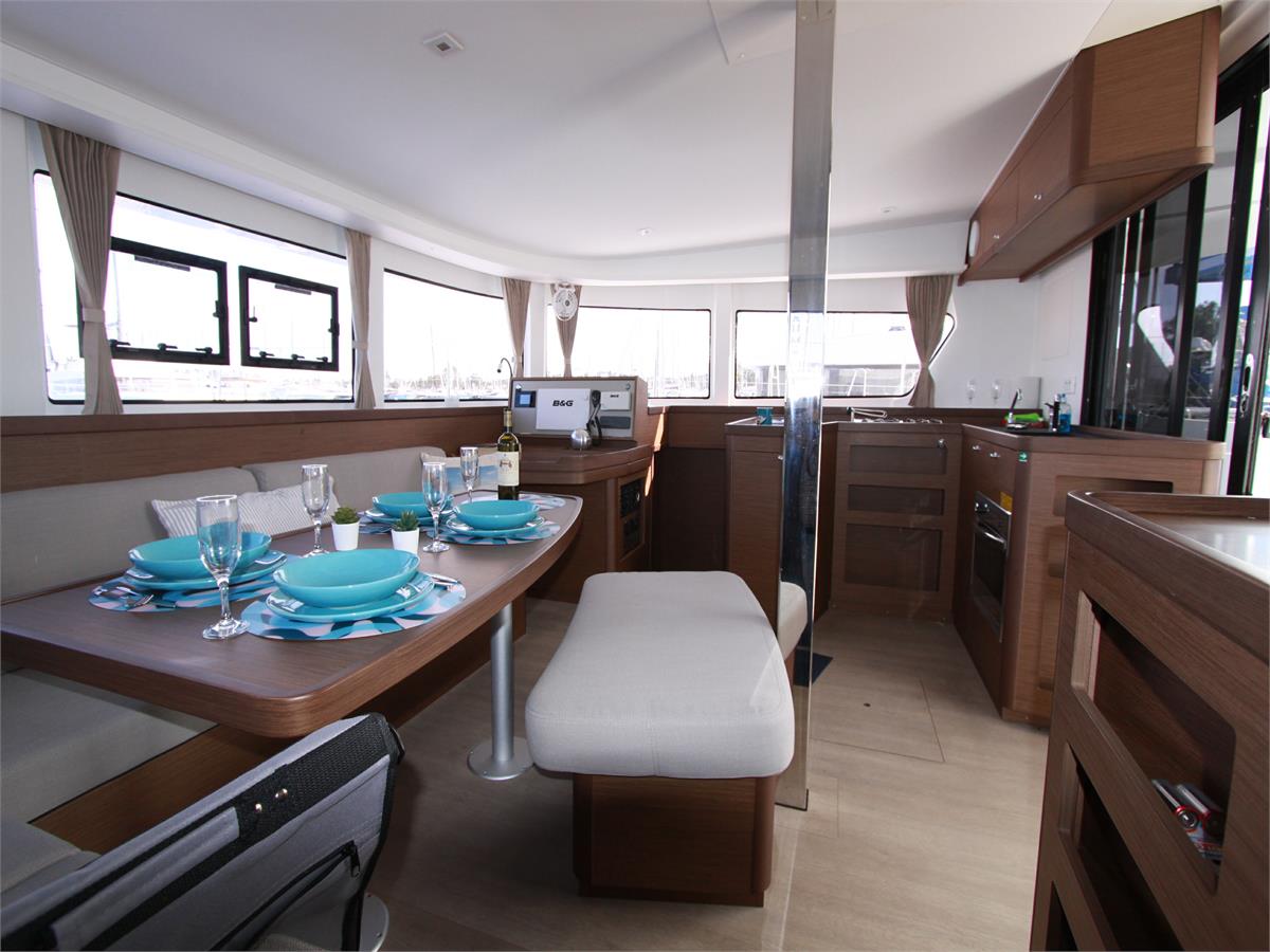 Lagoon 42 - 4 + 2 cab. — photo 19