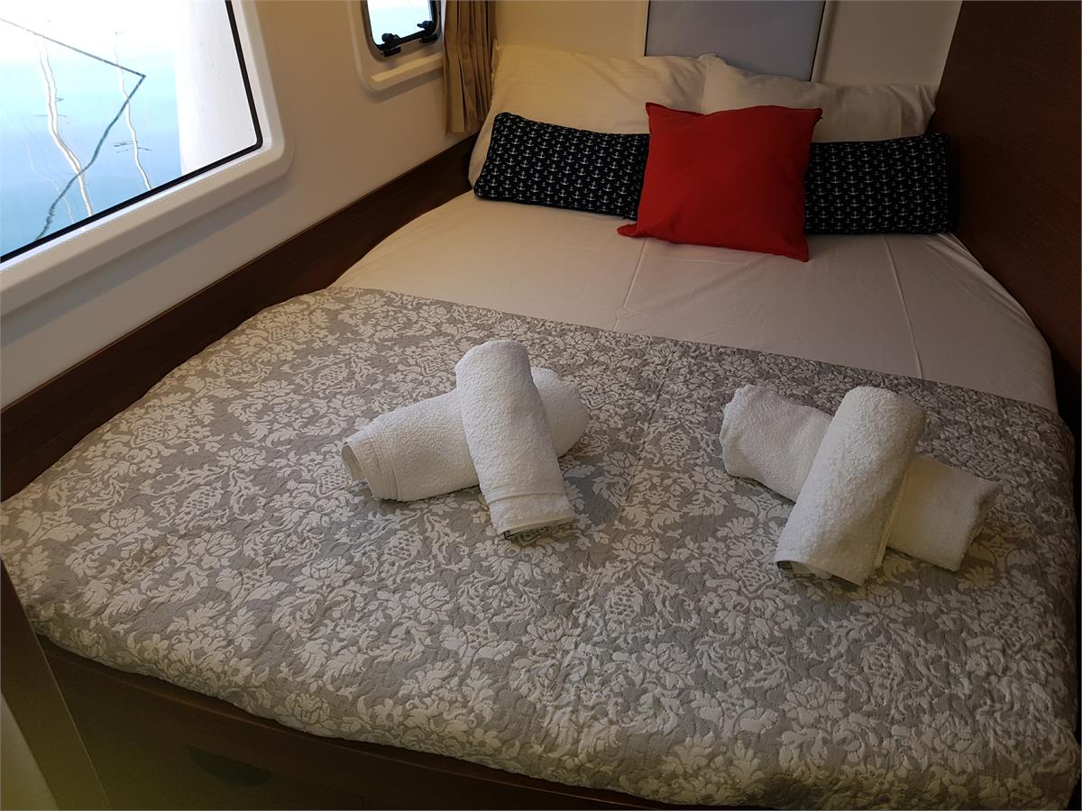 Lagoon 42 - 4 + 2 cab. — photo 25