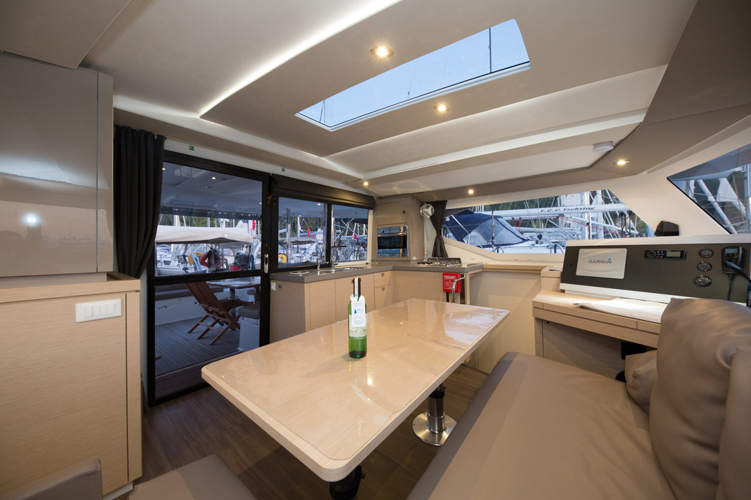 Fountaine Pajot Lucia 40 - 4 cab. — photo 4