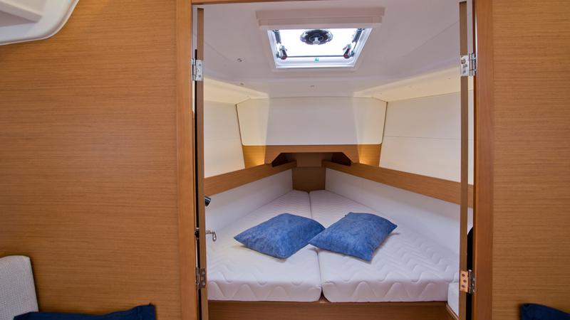 Sun Odyssey 349 - 3 cab. — photo 12