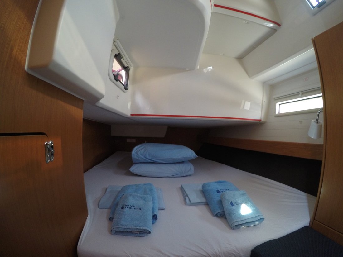 Bavaria Cruiser 41 - 3 cab. — photo 24
