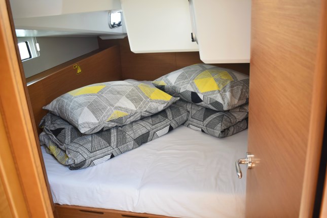 Sun Odyssey 490 - 5 cab. — photo 10