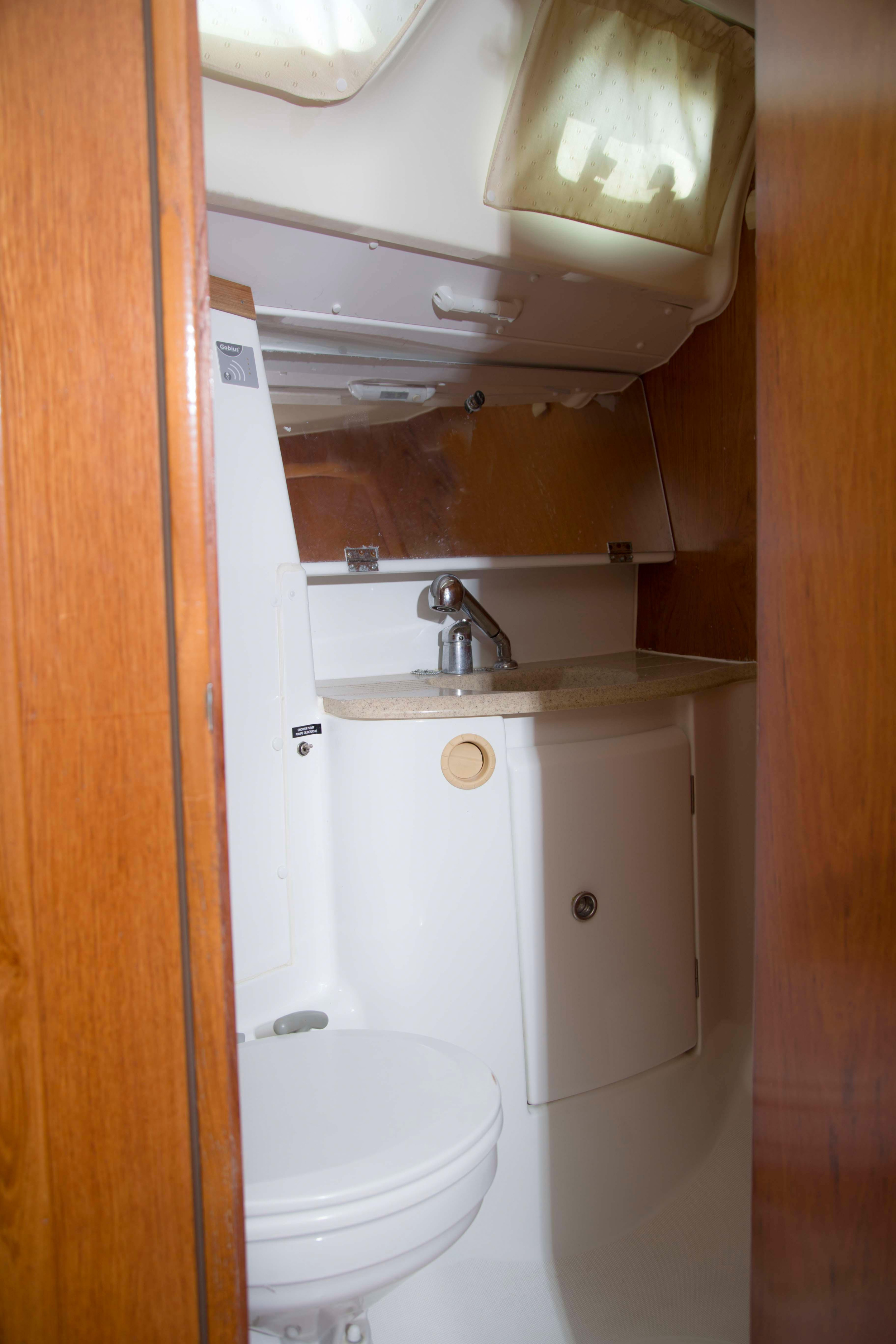 Sun Odyssey 45 — photo 21