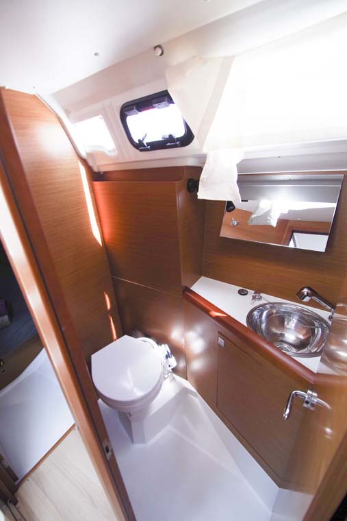 Sun Odyssey 349 - 3 cab. — photo 19