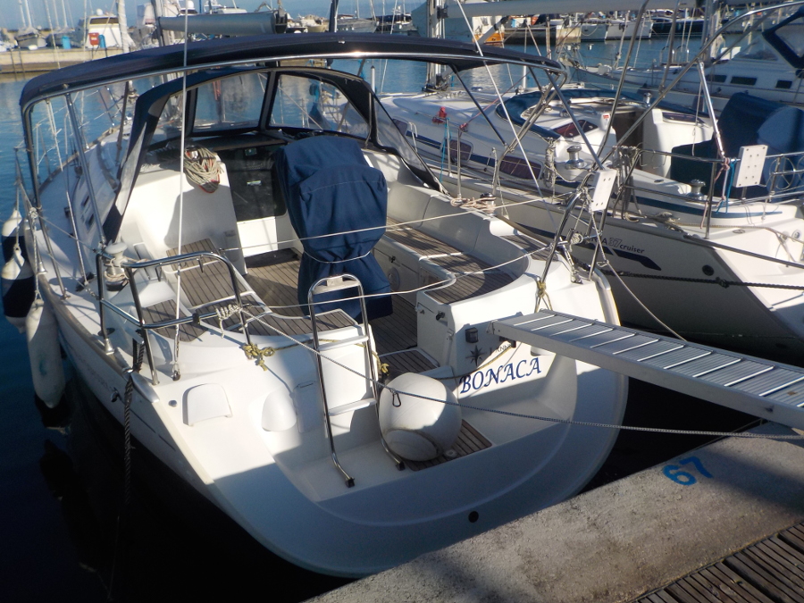 Sun Odyssey 37 — photo 3
