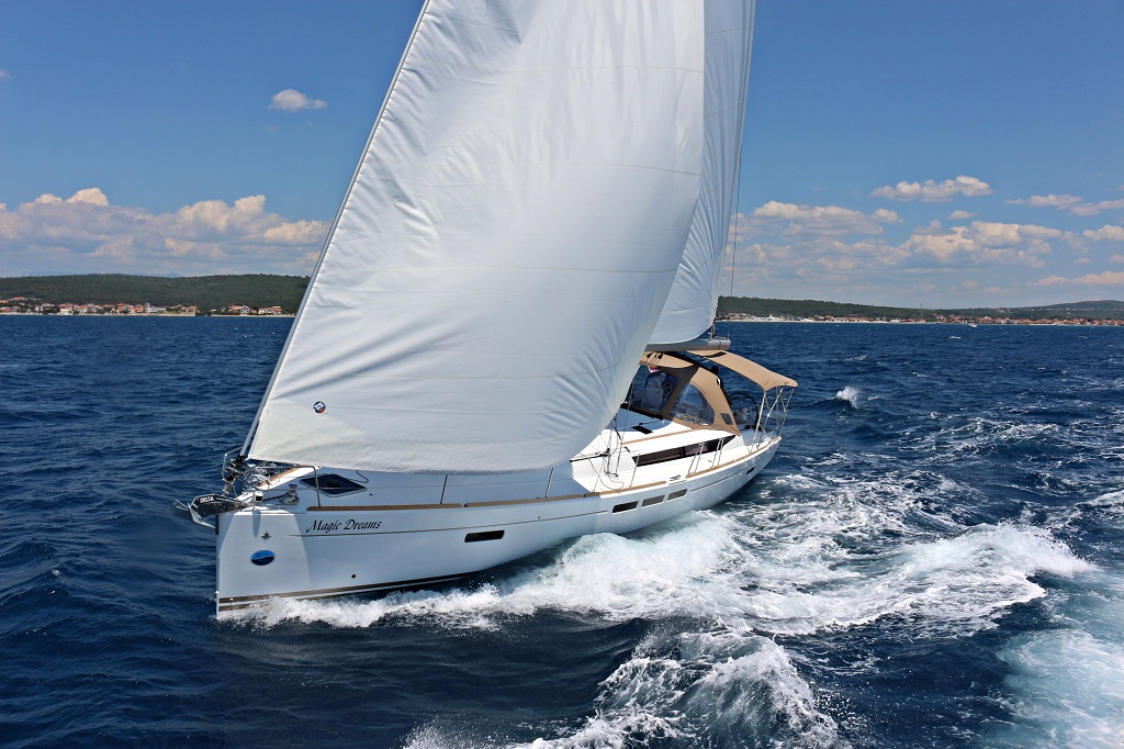 Sun Odyssey 509 - 5 + 1 cab. — photo 9