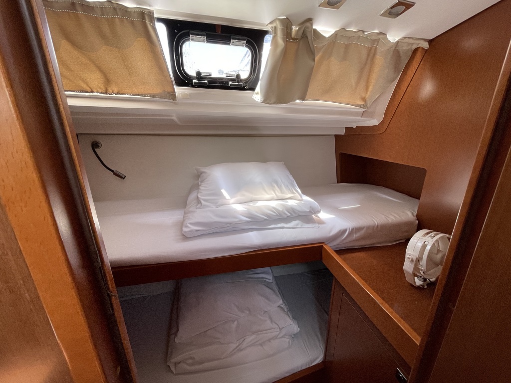 Oceanis 48 - 5 cab. — photo 22