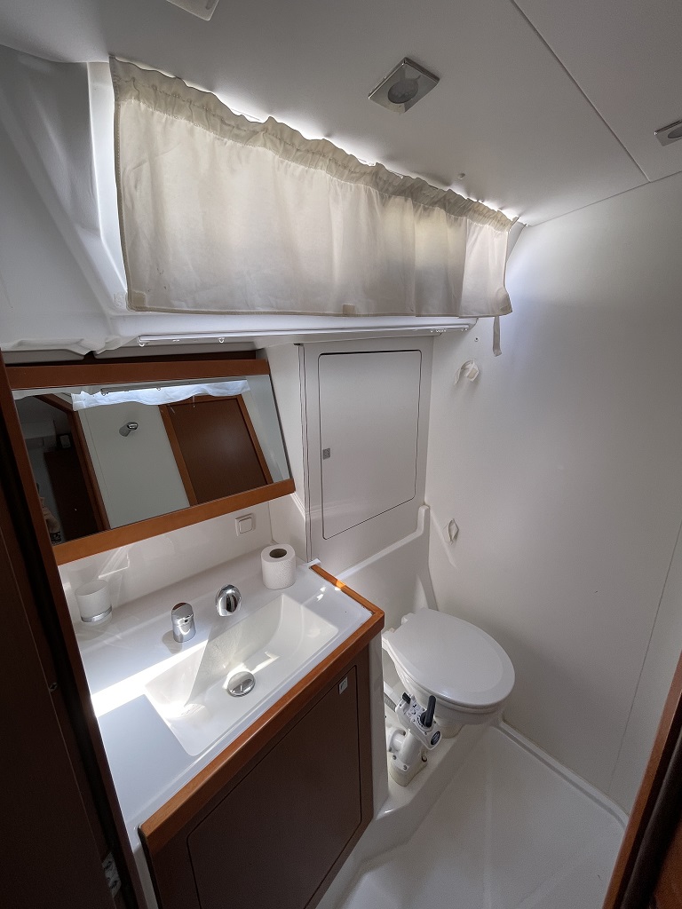 Oceanis 48 - 5 cab. — photo 32