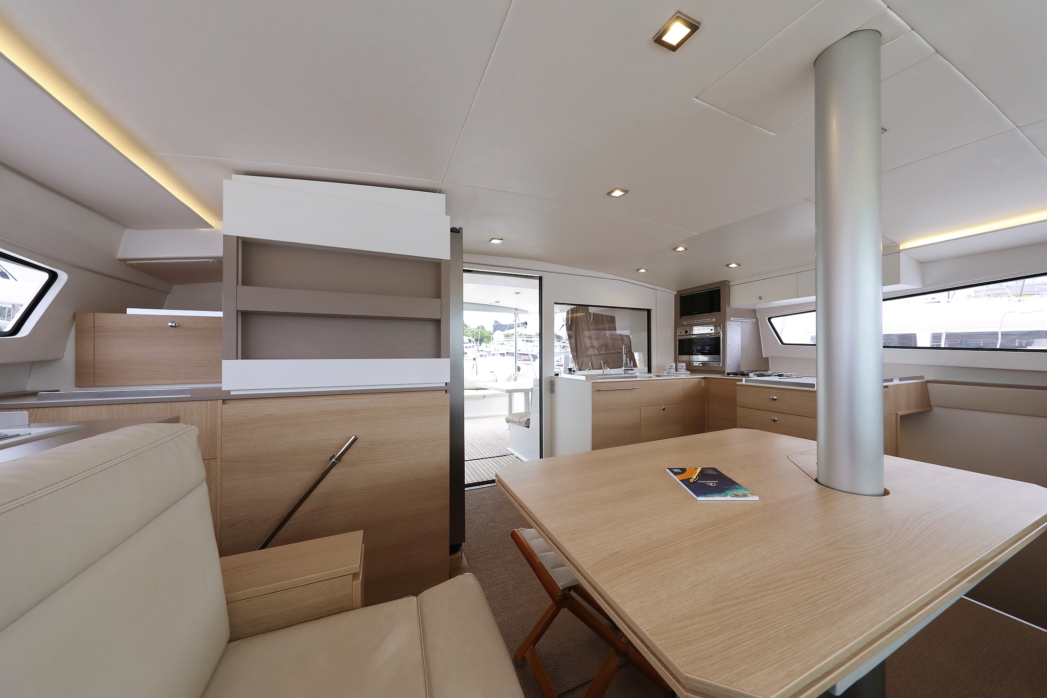 Bali 4.5 - 4 + 2 cab. — photo 35
