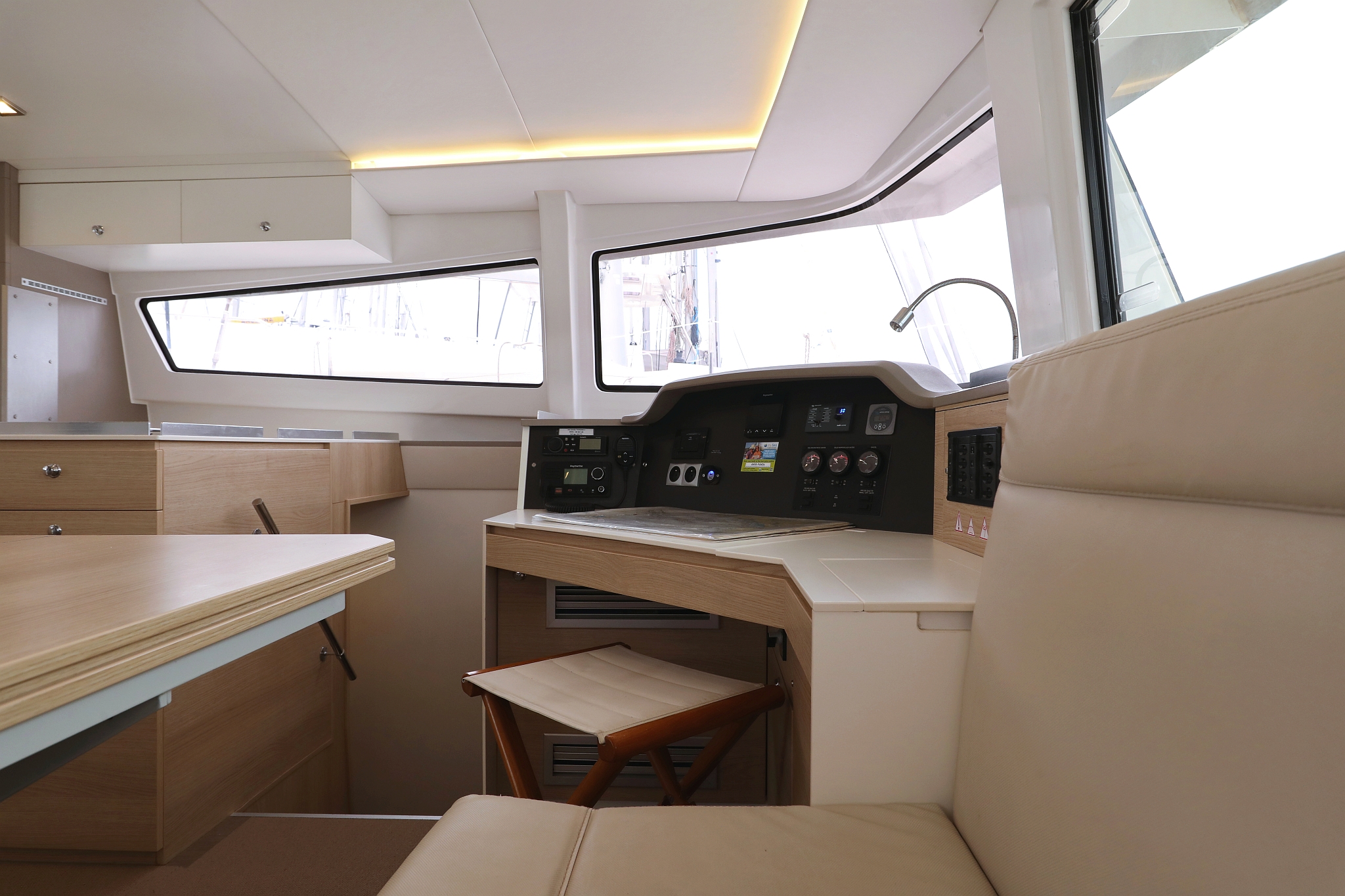 Bali 4.5 - 4 + 2 cab. — photo 40