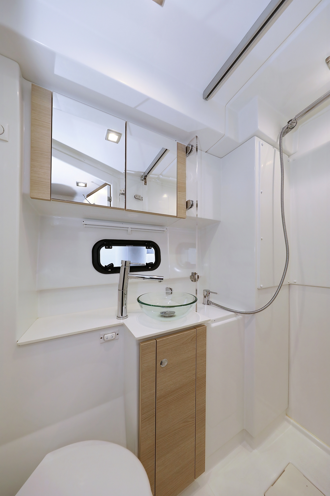 Bali 4.5 - 4 + 2 cab. — photo 15
