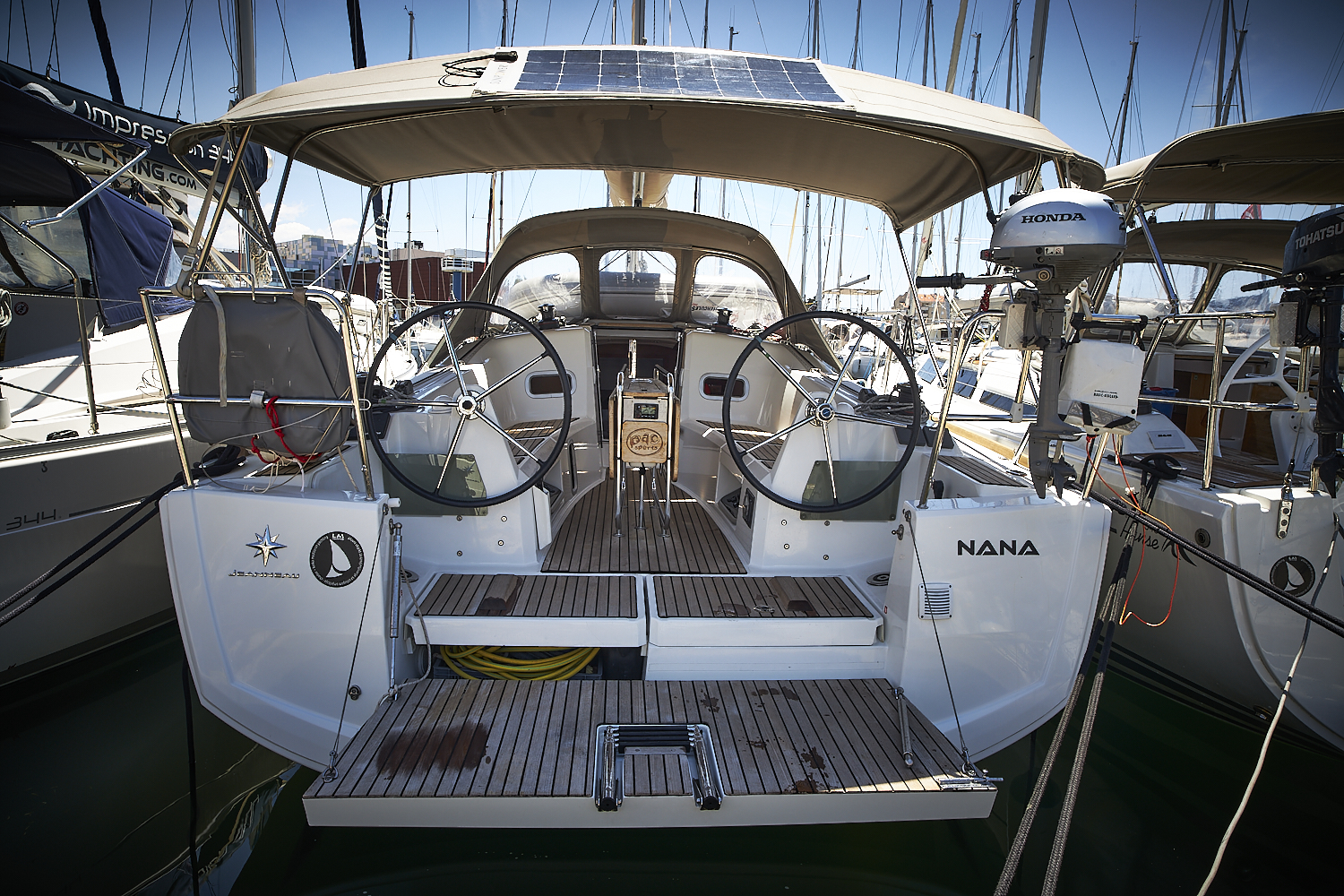 Sun Odyssey 349 - 3 cab. — photo 1