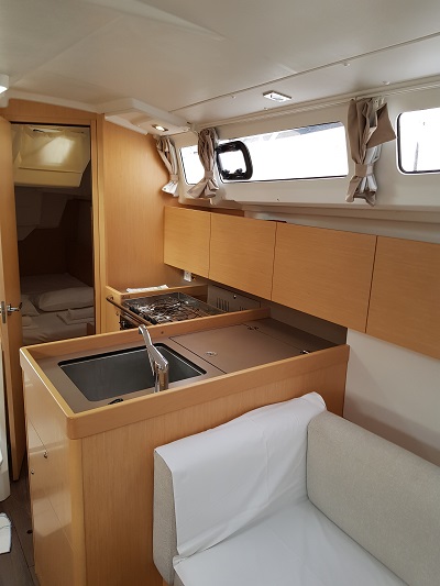 Oceanis 35.1 — photo 5