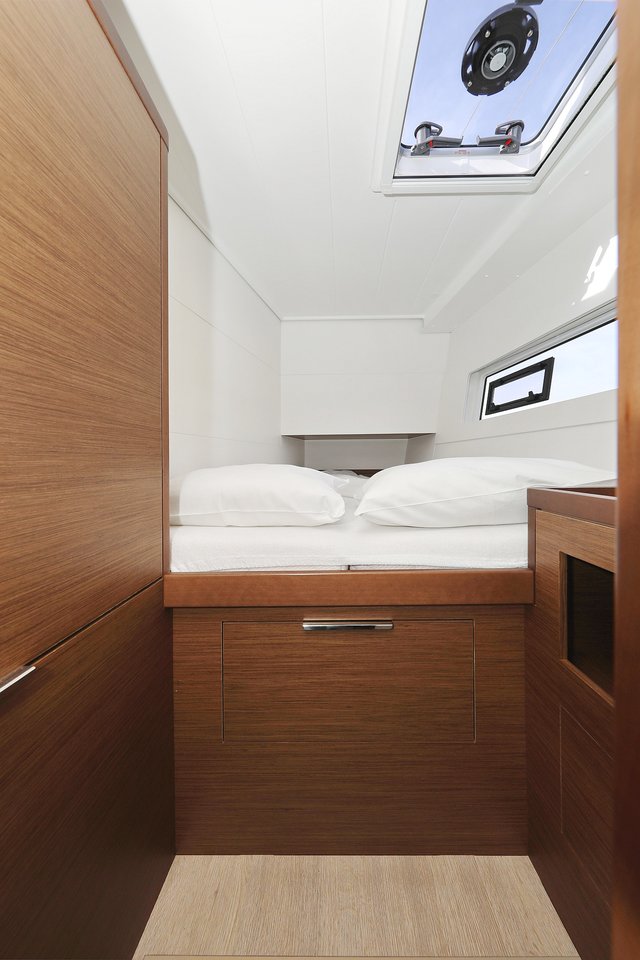 Lagoon 40 - 4 + 2 cab — photo 28