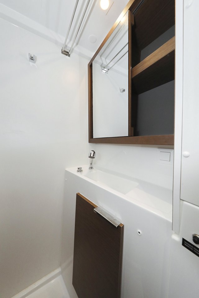 Lagoon 40 - 4 + 2 cab — photo 24