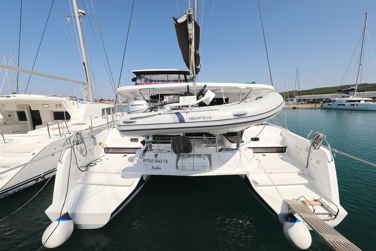 Lagoon 42 - 4 + 2 cab. — photo 3