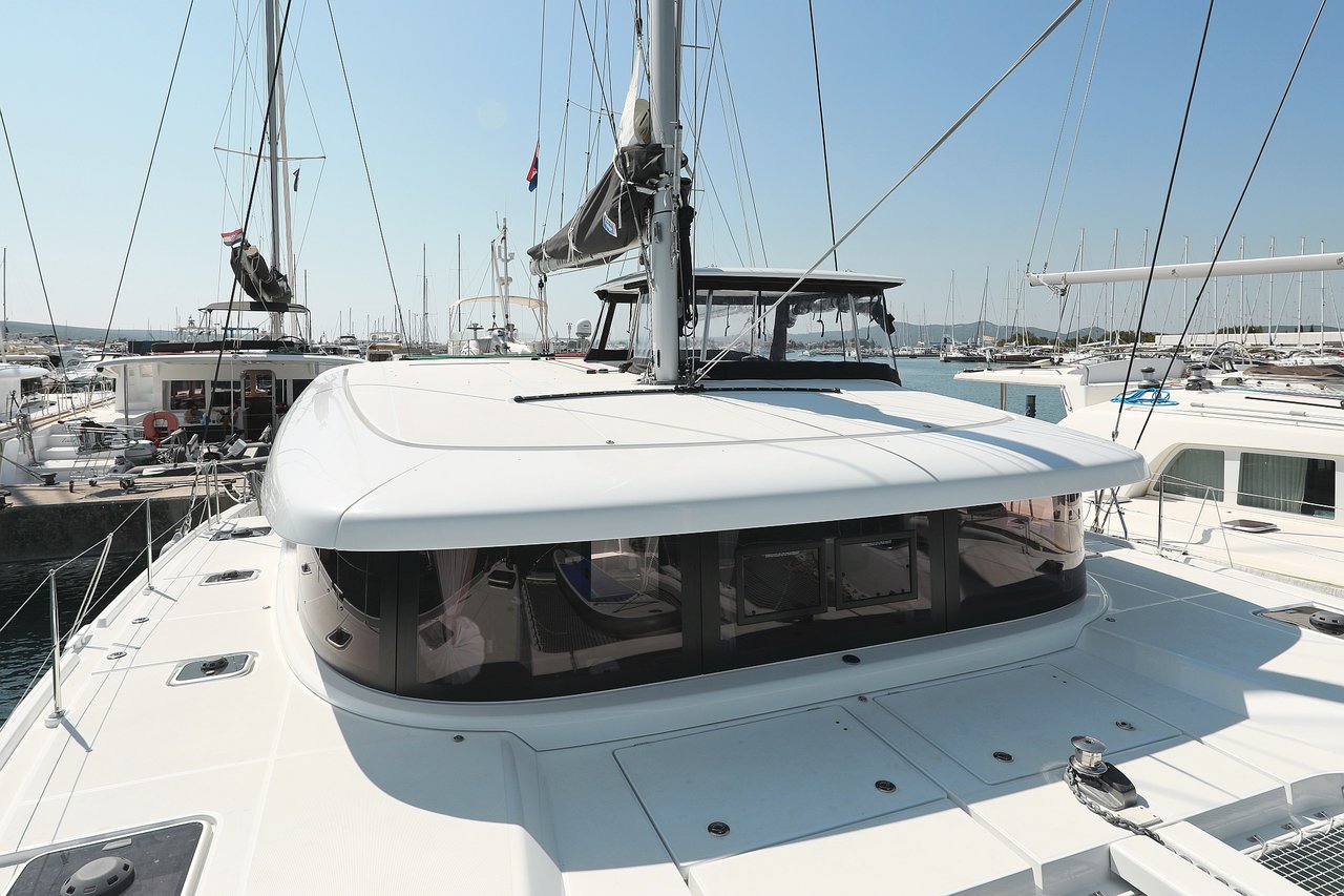 Lagoon 42 - 4 + 2 cab. — photo 6