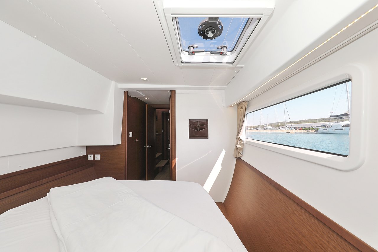 Lagoon 42 - 4 + 2 cab. — photo 26