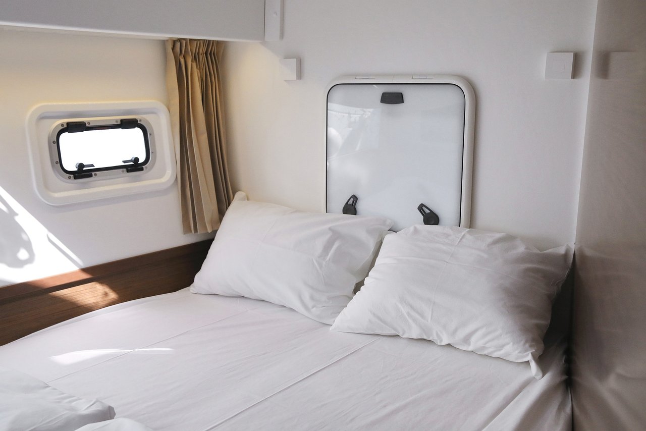 Lagoon 42 - 4 + 2 cab. — photo 27