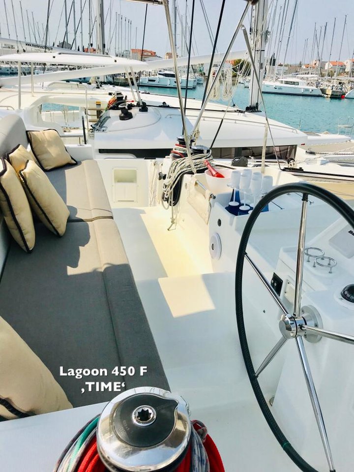 Lagoon 450 - 4 + 2 cab. — photo 7