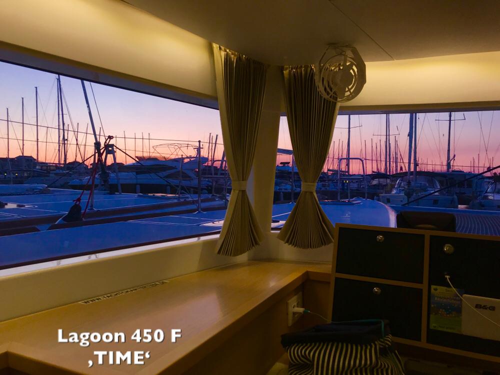 Lagoon 450 - 4 + 2 cab. — photo 14