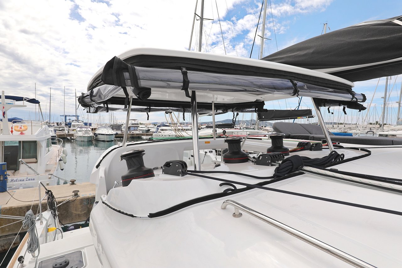 Lagoon 450 - 4 + 2 cab. — photo 9