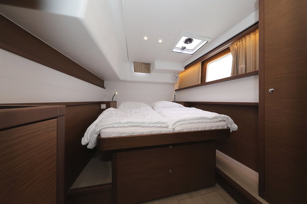 Lagoon 450 - 4 + 2 cab. — photo 16