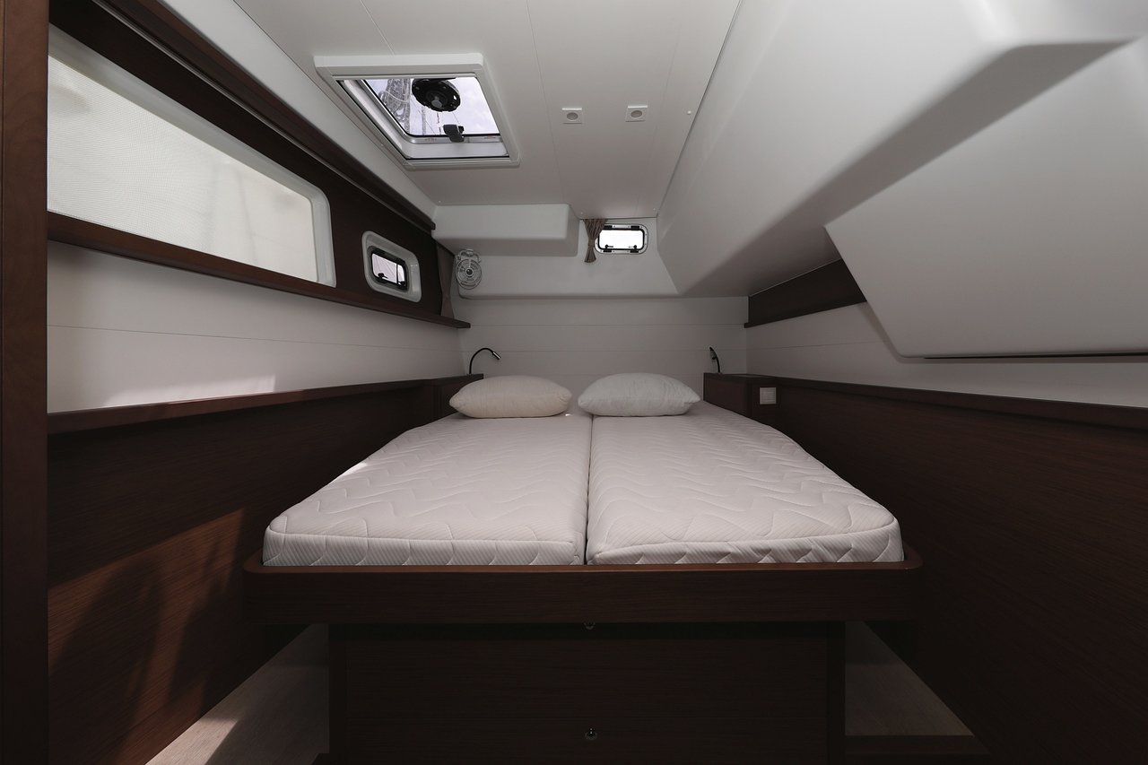 Lagoon 450 - 4 + 2 cab. — photo 19