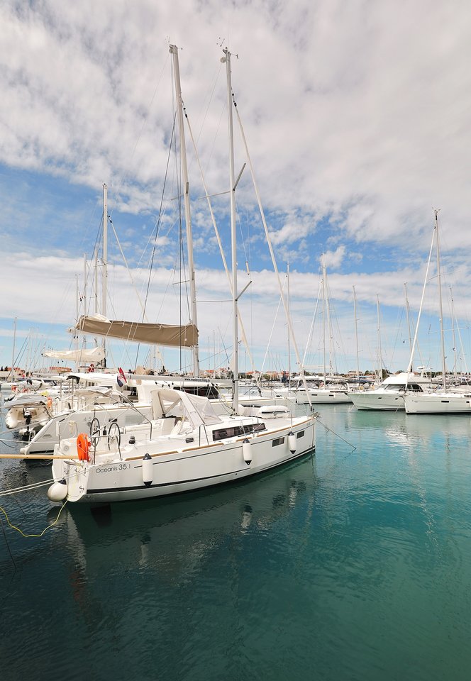 Oceanis 35.1 — photo 7