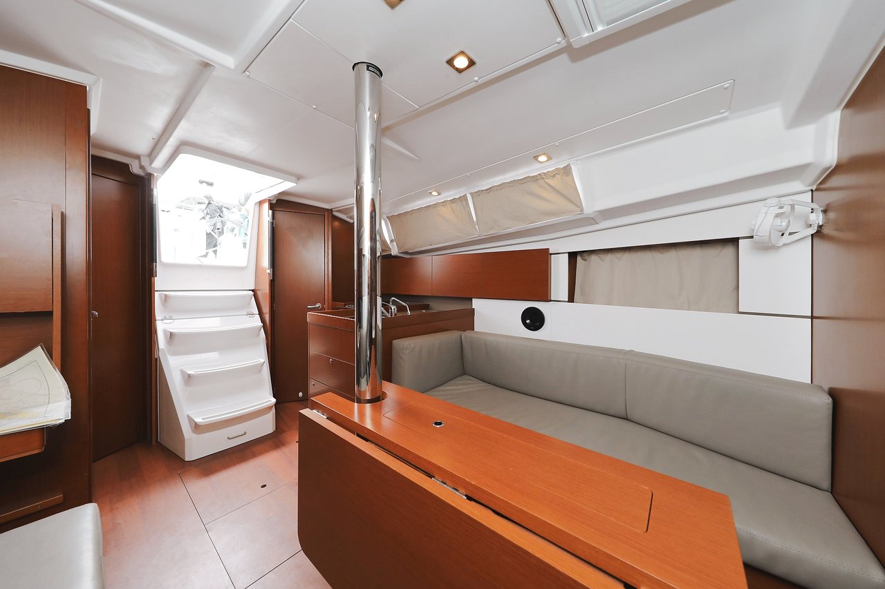 Oceanis 35.1 — photo 13
