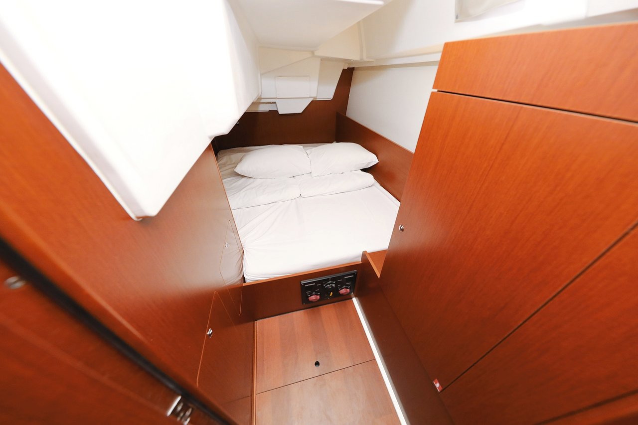 Oceanis 35.1 — photo 19