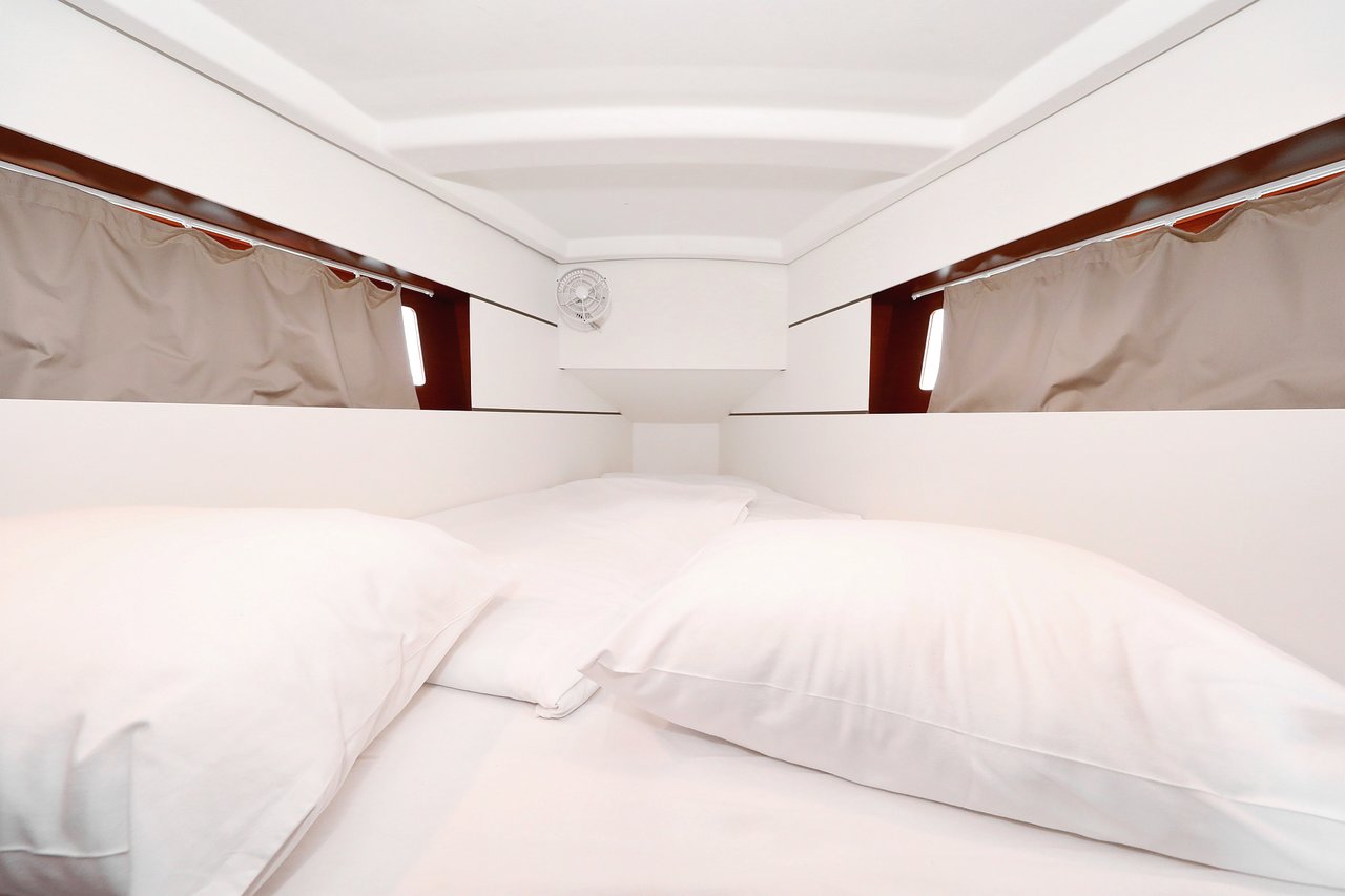 Oceanis 35.1 — photo 21