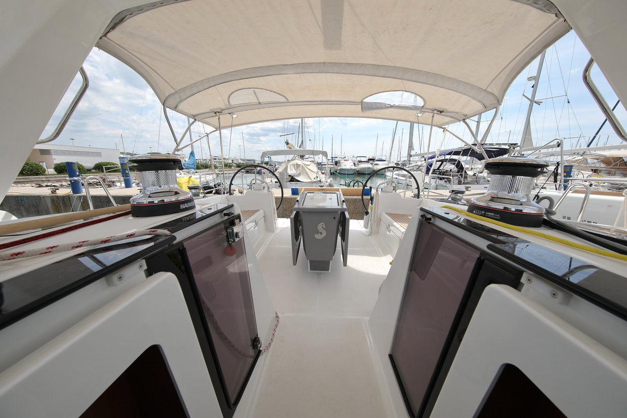 Oceanis 48 - 5 cab. — photo 9