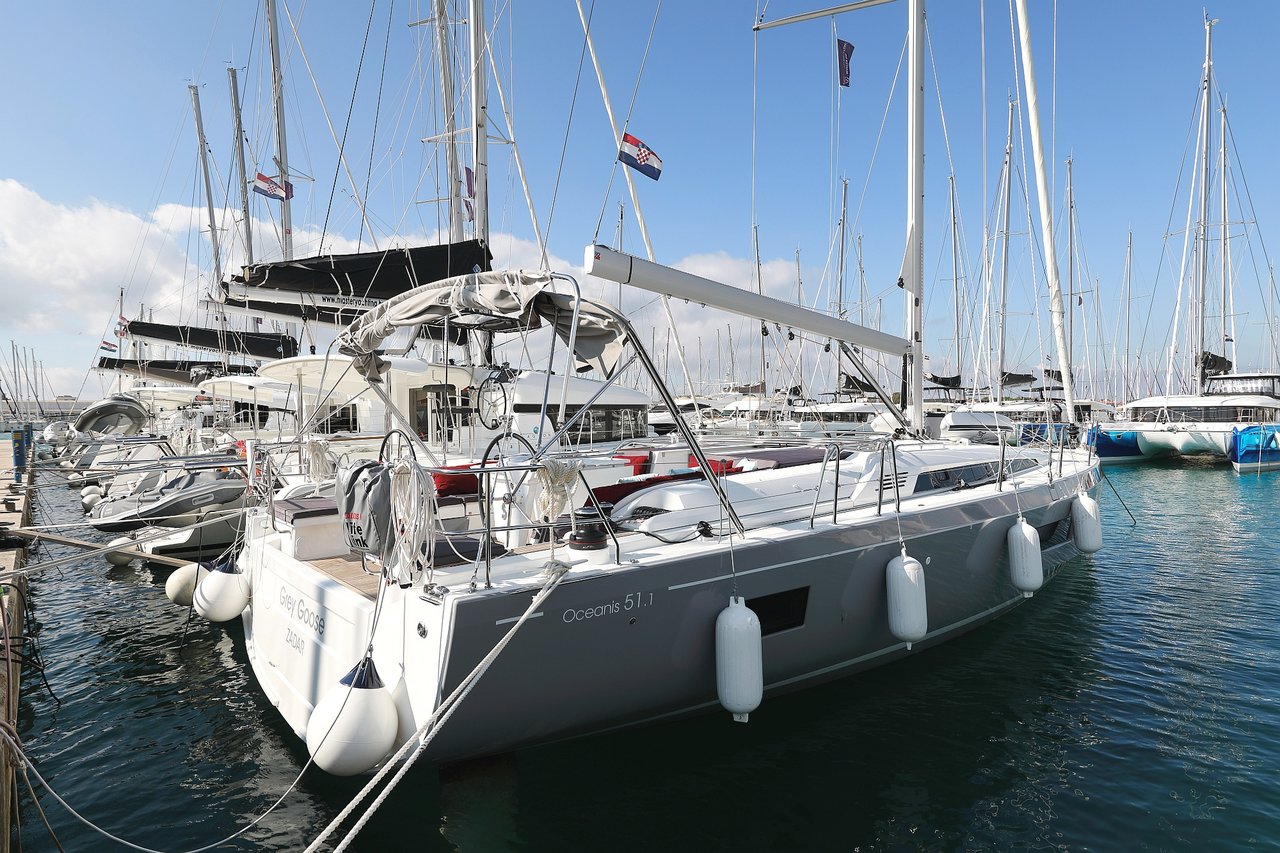 Oceanis 51.1 — photo 5