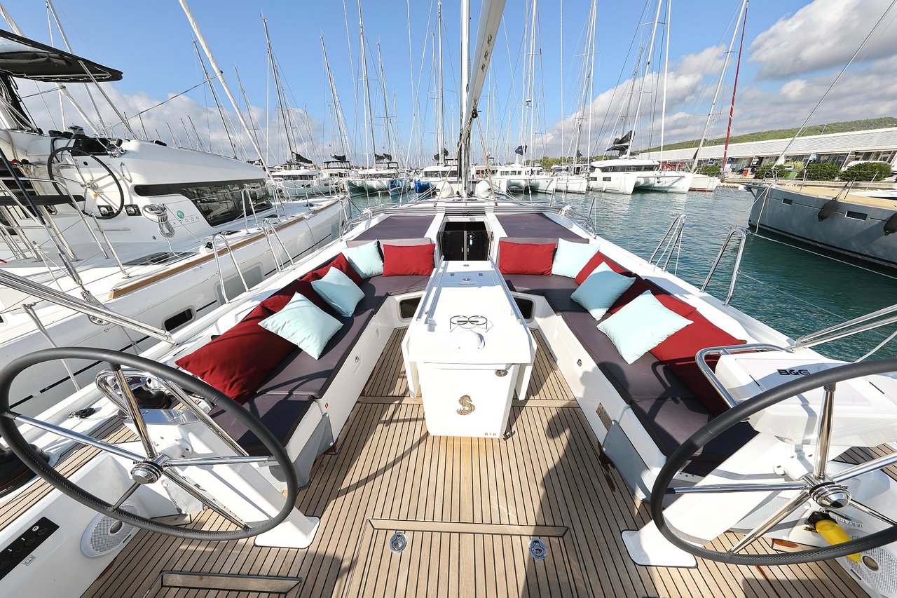 Oceanis 51.1 — photo 7