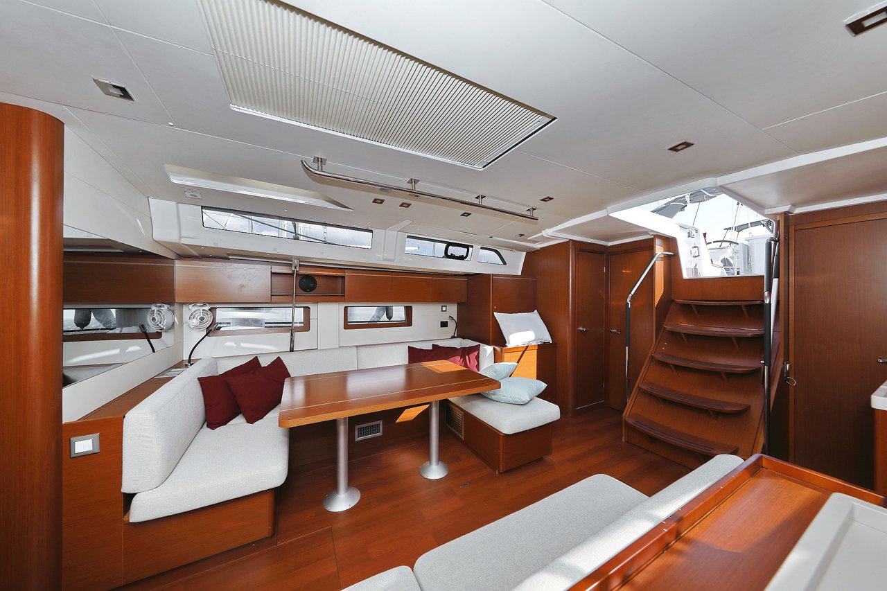Oceanis 51.1 — photo 14