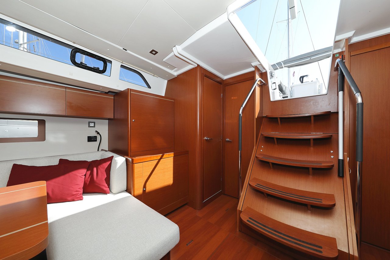 Oceanis 51.1 — photo 20