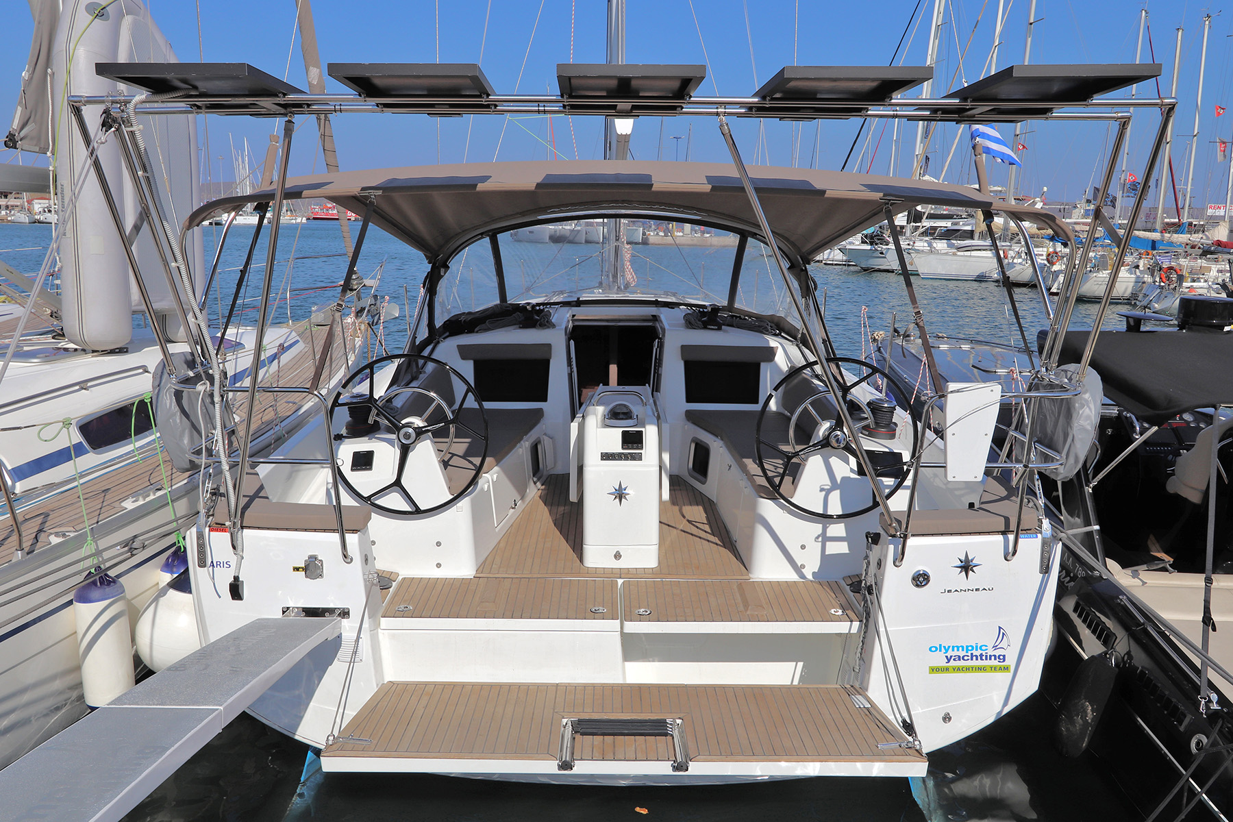 Sun Odyssey 410 - 3 cab. — photo 3
