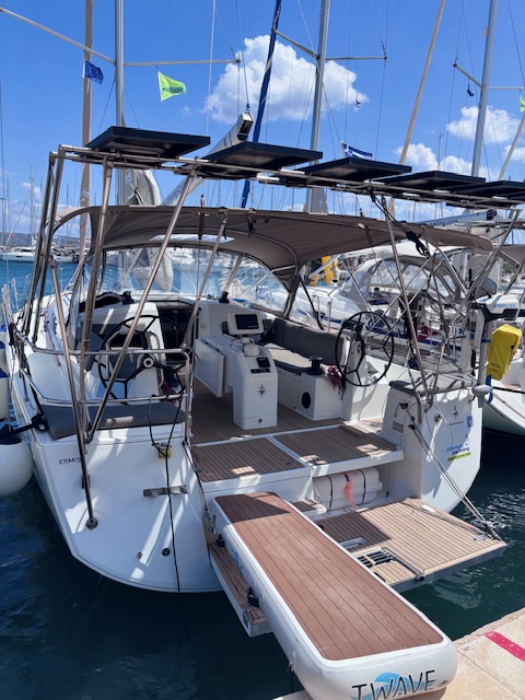 Sun Odyssey 440 - 4 cab. — photo 1