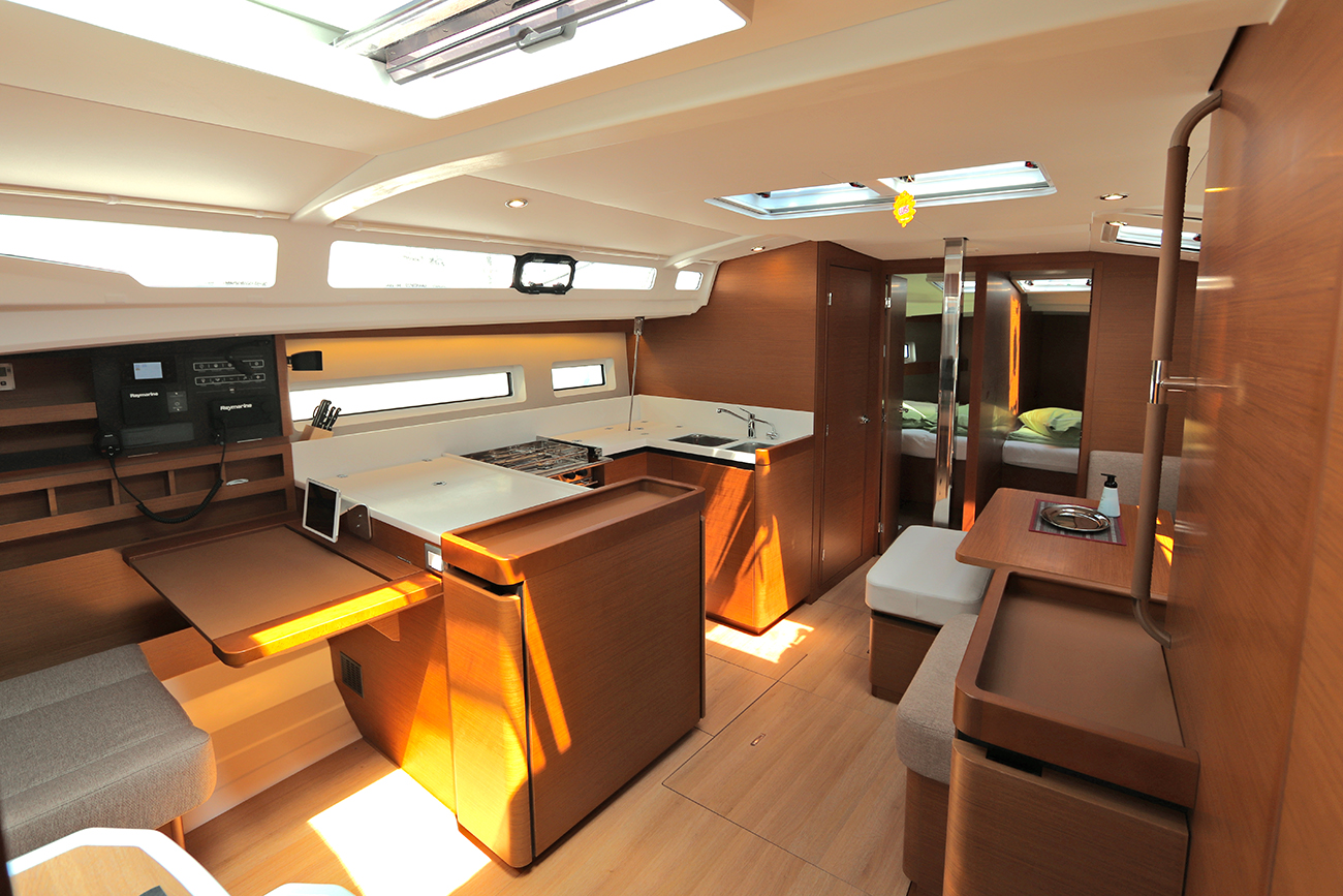 Sun Odyssey 440 - 4 cab. — photo 12