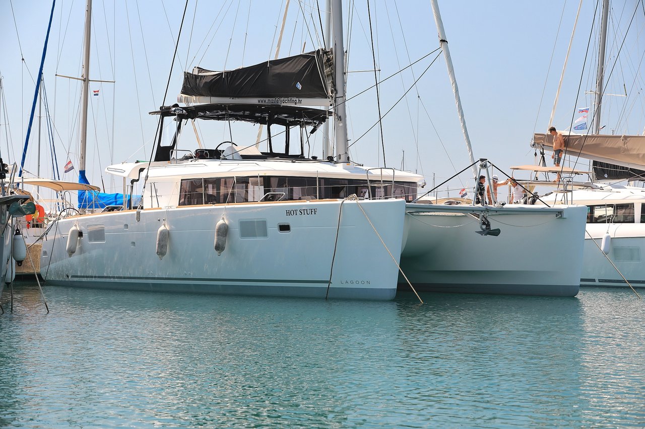 Lagoon 450 F - 4 + 2 cab. — photo 13